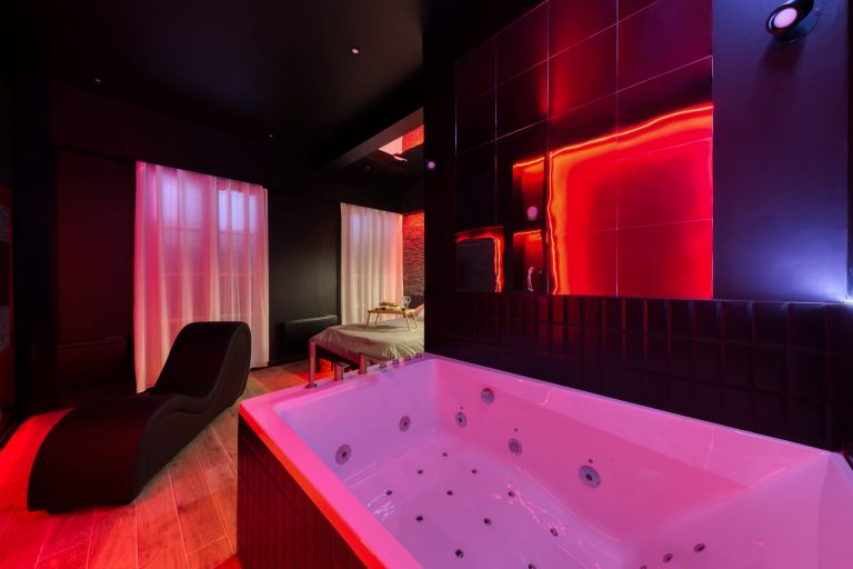 Melun-Black Love Room